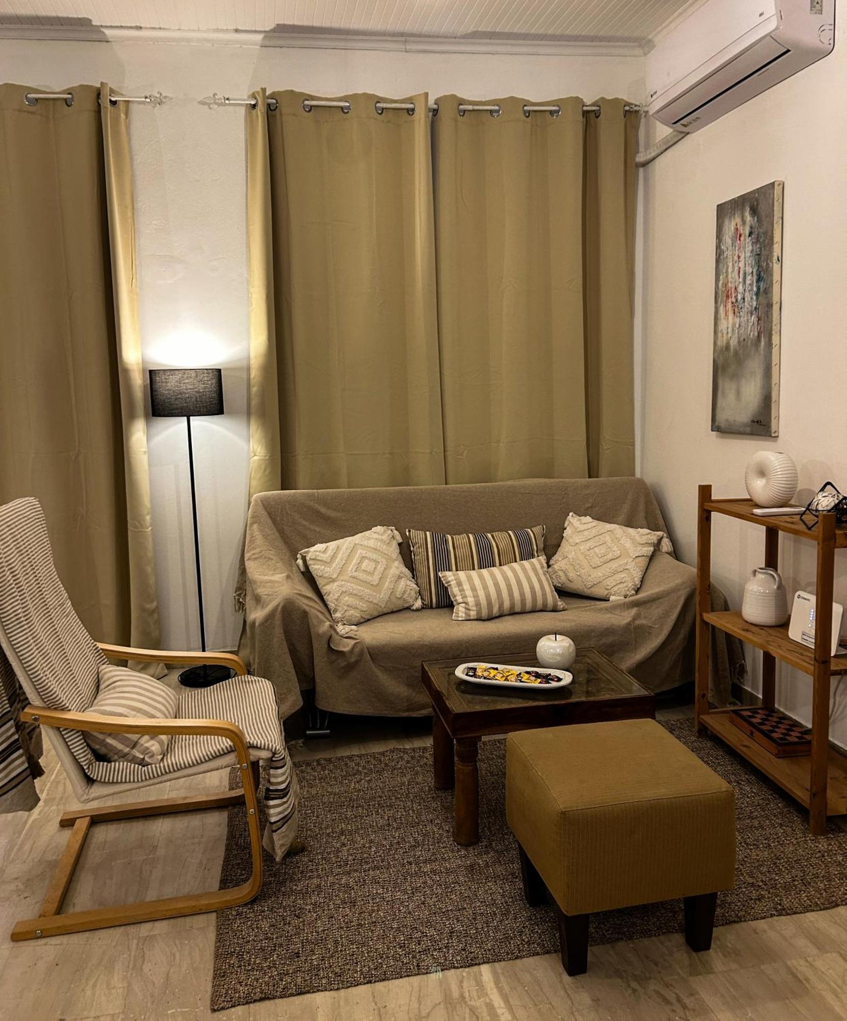 Karagiotas House Appartamento *